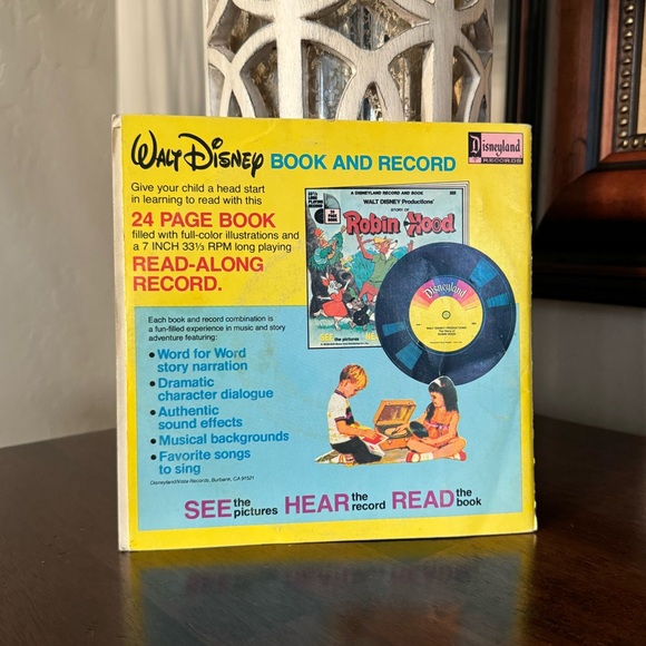 1977 Vintage Disneyland Walt Disney’s Story of Cinderella Book & Record - Picture 6 of 6